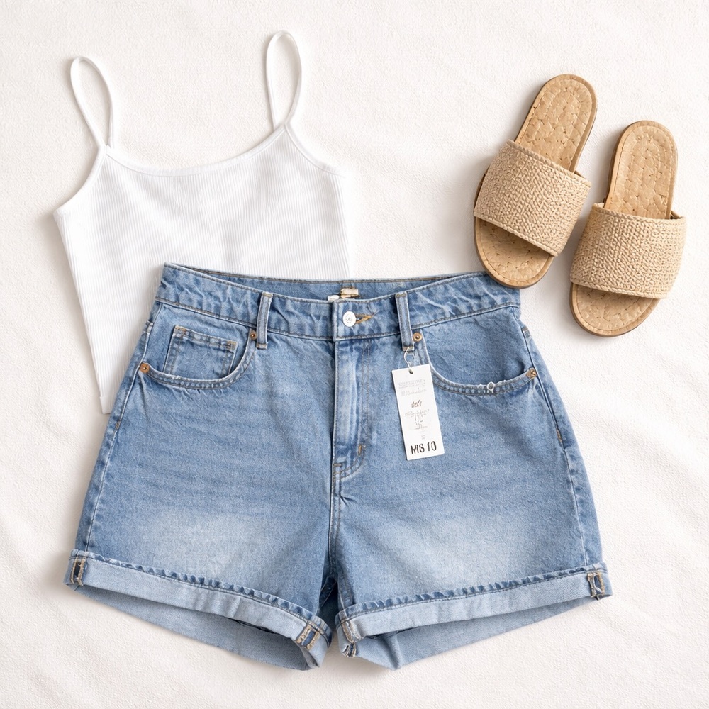 H&M Light Wash Denim Shorts NWT US 10 High Rise Cuffed 100% Cotton Minimalist